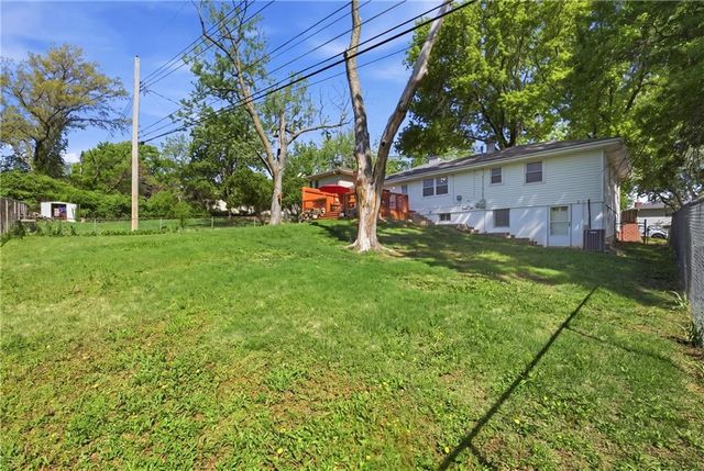 4501 E 105th Street, Kansas City, MO 64137