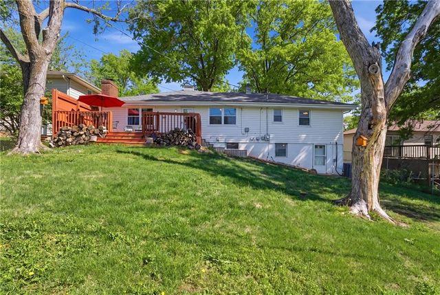 4501 E 105th Street, Kansas City, MO 64137