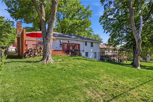 4501 E 105th Street, Kansas City, MO 64137