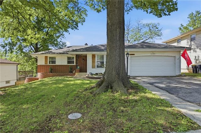 4501 E 105th Street, Kansas City, MO 64137