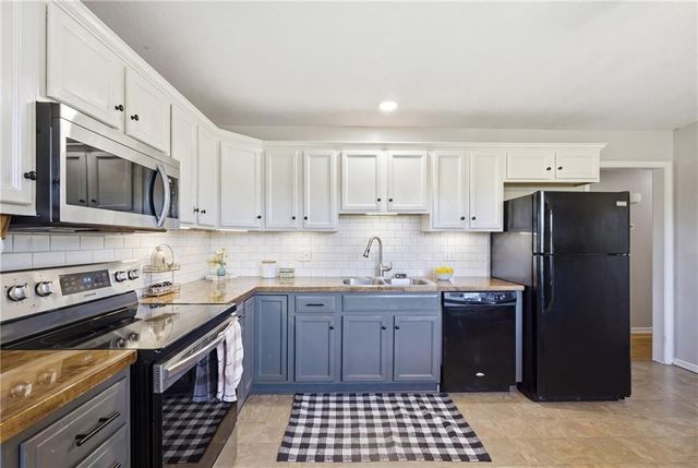 4501 E 105th Street, Kansas City, MO 64137