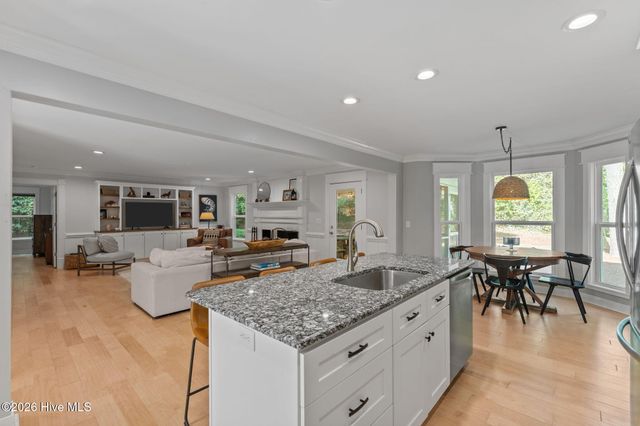 108 James Creek Road, Southern Pines, NC 28387