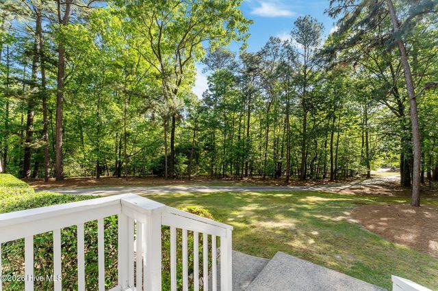 108 James Creek Road, Southern Pines, NC 28387