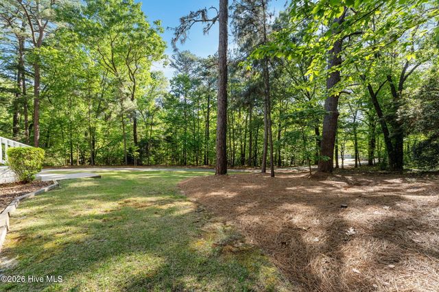 108 James Creek Road, Southern Pines, NC 28387