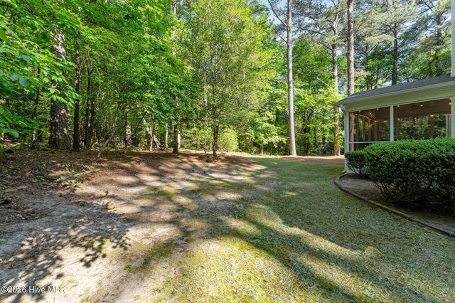 108 James Creek Road, Southern Pines, NC 28387