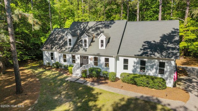 108 James Creek Road, Southern Pines, NC 28387