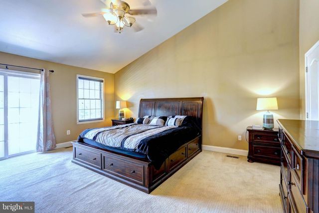 2220 SILVER LANE RD, Essex, MD 21221