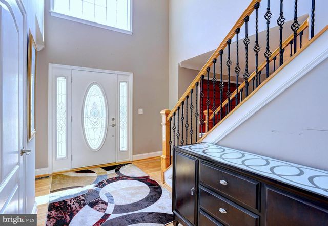 2220 SILVER LANE RD, Essex, MD 21221