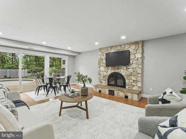 108 KINGSWOOD CT, Cherry Hill, NJ 08034