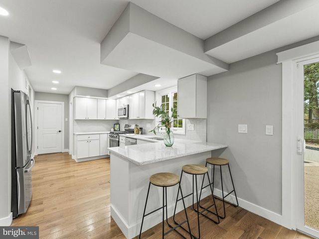 108 KINGSWOOD CT, Cherry Hill, NJ 08034