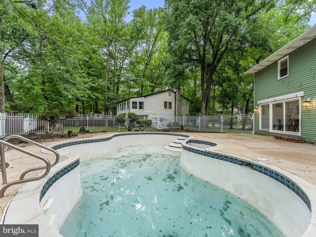 108 KINGSWOOD CT, Cherry Hill, NJ 08034