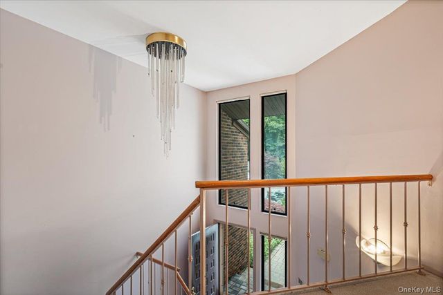 2 Maple Run Drive, Jericho, NY 11753