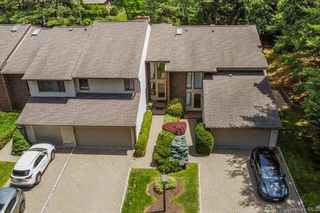2 Maple Run Drive, Jericho, NY 11753