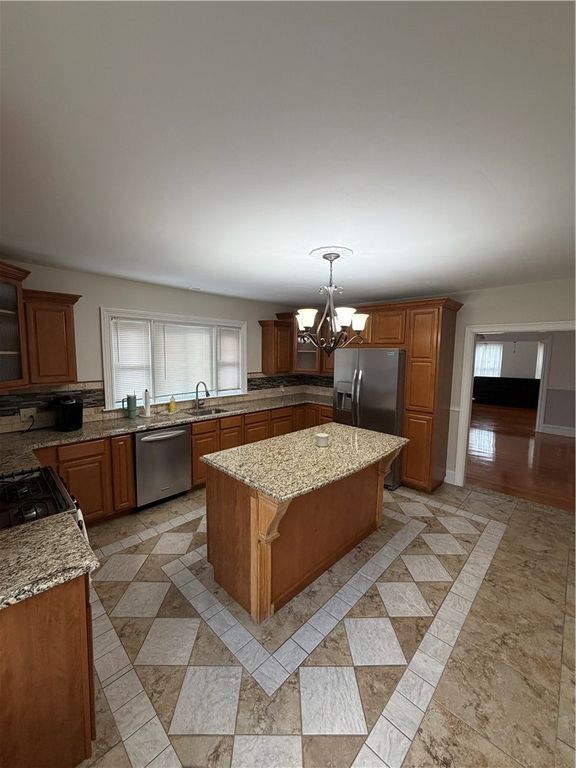 208 Warren Avenue 2, East Providence, RI 02914