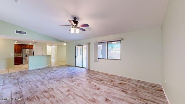 984 E Stronghold Canyon Lane, Sahuarita, AZ 85629