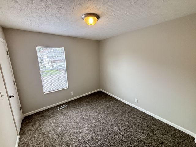 5907 Colchester Dr, Hermitage, TN 37076