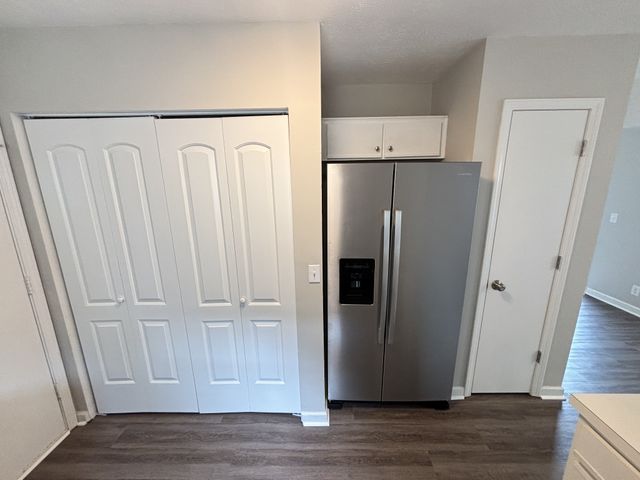 5907 Colchester Dr, Hermitage, TN 37076