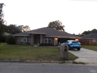 1983 Alfred Blvd, Navarre, FL 32566