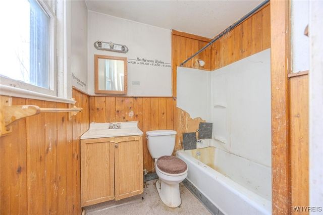 221 Wood Avenue, Buffalo, NY 14211