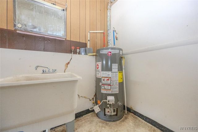 221 Wood Avenue, Buffalo, NY 14211