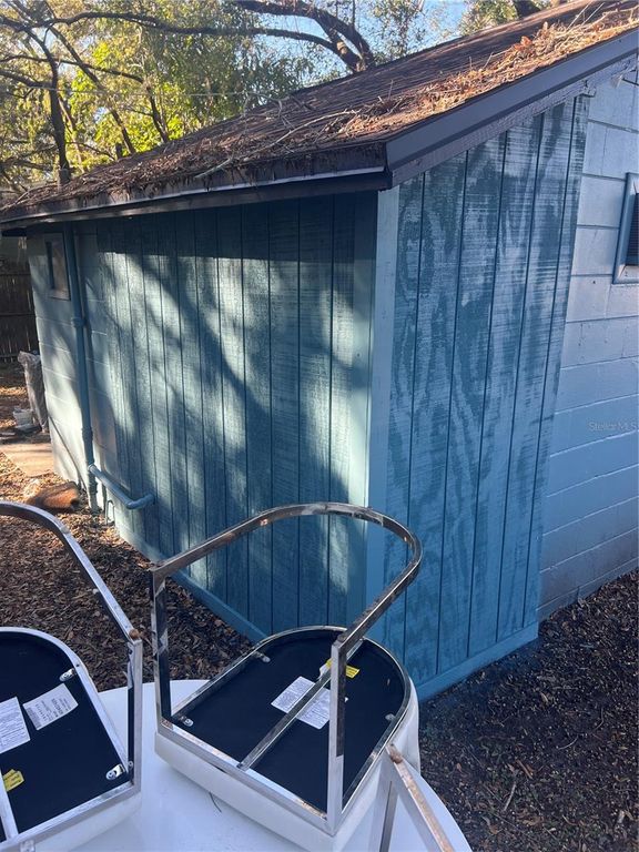 Image 26 of property listing at 1005 W WASHINGTON STREET, Plant City, FL 33563