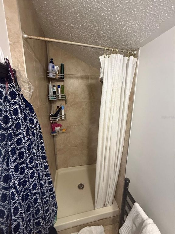 Image 9 of property listing at 1005 W WASHINGTON STREET, Plant City, FL 33563