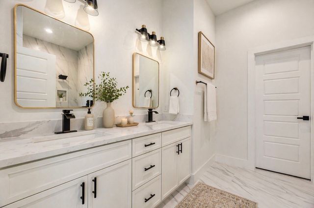 6038 Plum Dale Road, Dallas, TX 75241