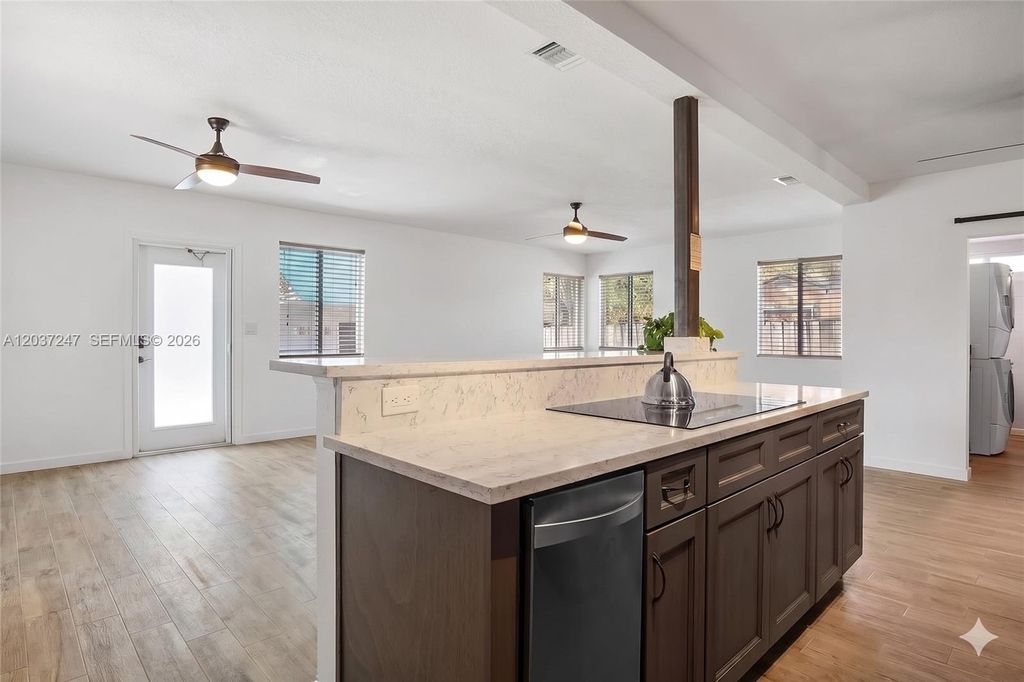 316 NW 29th Street, Wilton Manors, FL 33311