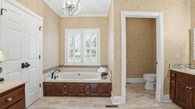 630 Shadowbrook Rd, Winchester, TN 37398