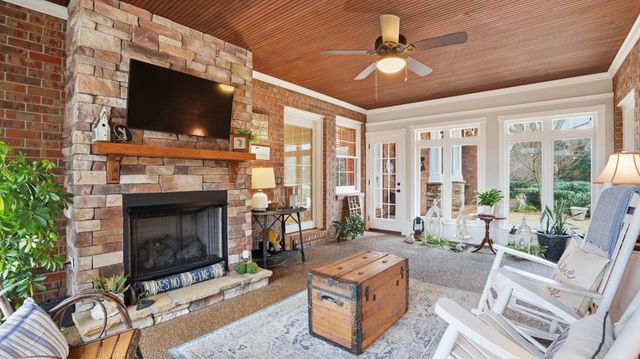 630 Shadowbrook Rd, Winchester, TN 37398