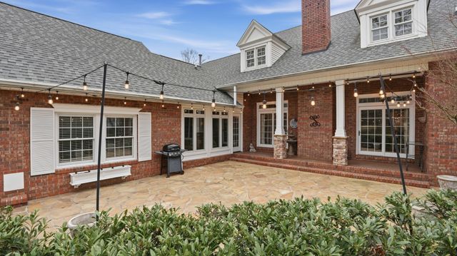 630 Shadowbrook Rd, Winchester, TN 37398