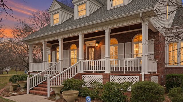 630 Shadowbrook Rd, Winchester, TN 37398