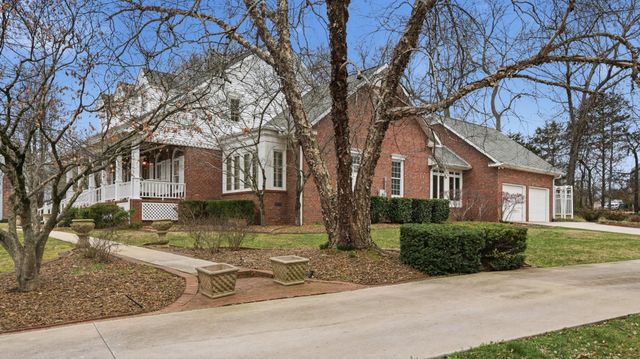 630 Shadowbrook Rd, Winchester, TN 37398