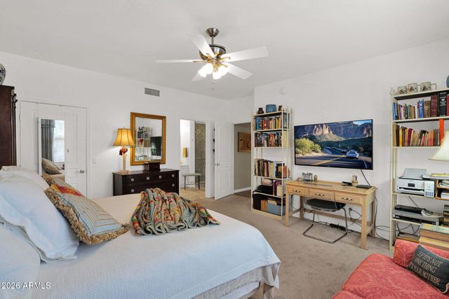 15221 N CLUBGATE Drive 1021, Scottsdale, AZ 85254