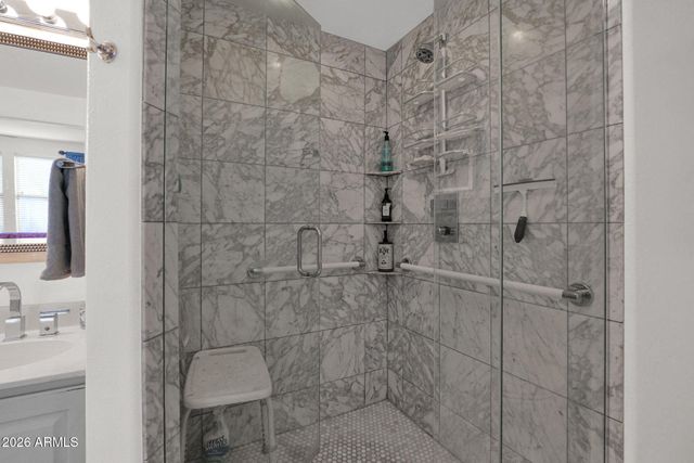 15221 N CLUBGATE Drive 1021, Scottsdale, AZ 85254
