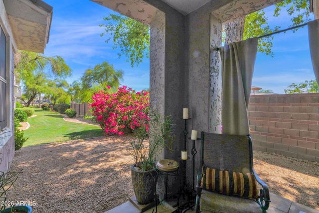 15221 N CLUBGATE Drive 1021, Scottsdale, AZ 85254