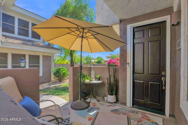 15221 N CLUBGATE Drive 1021, Scottsdale, AZ 85254