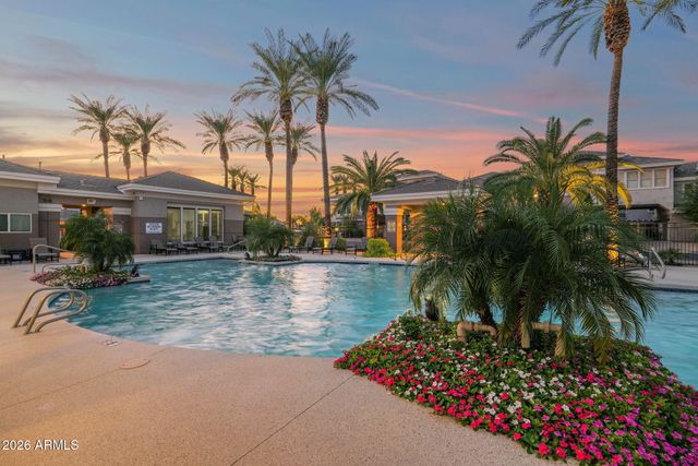 15221 N CLUBGATE Drive 1021, Scottsdale, AZ 85254