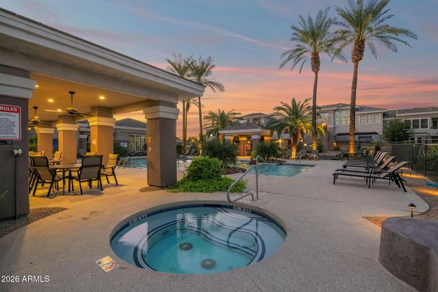 15221 N CLUBGATE Drive 1021, Scottsdale, AZ 85254