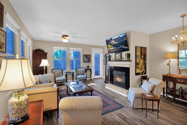15221 N CLUBGATE Drive 1021, Scottsdale, AZ 85254