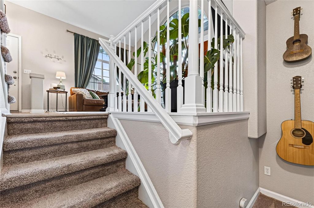 Image 21 of property listing at 1491 Laurenwood Way, Highlands Ranch, CO 80129