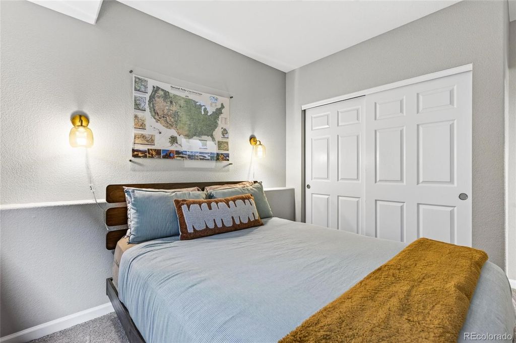 Image 27 of property listing at 1491 Laurenwood Way, Highlands Ranch, CO 80129