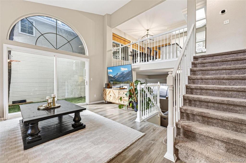 Image 4 of property listing at 1491 Laurenwood Way, Highlands Ranch, CO 80129
