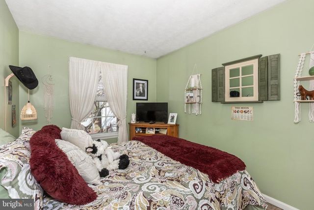 4290 N WOODS TRL, Hampstead, MD 21074