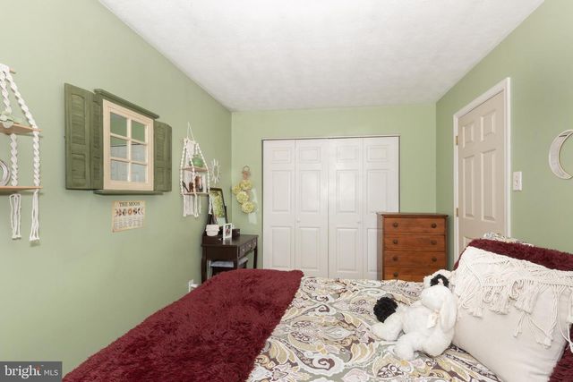 4290 N WOODS TRL, Hampstead, MD 21074