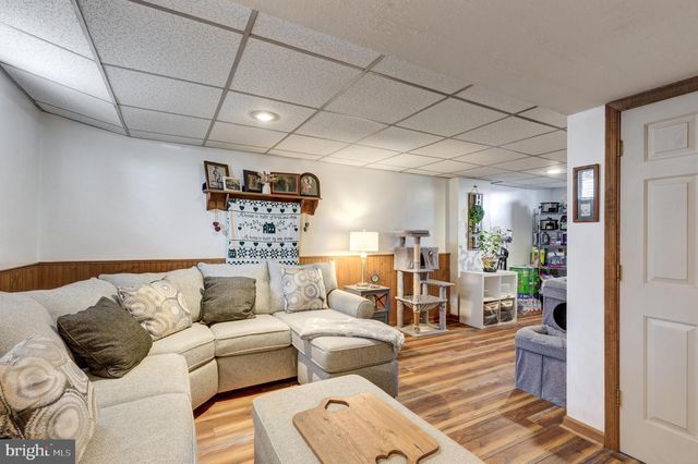 4290 N WOODS TRL, Hampstead, MD 21074