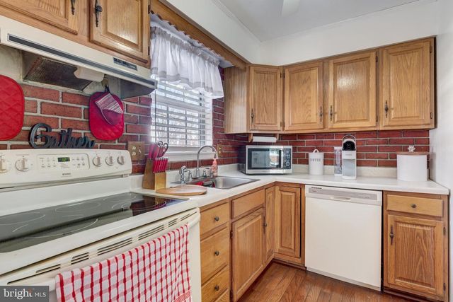 4290 N WOODS TRL, Hampstead, MD 21074