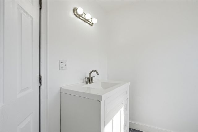 69 Harrison St, Haverhill, MA 01830