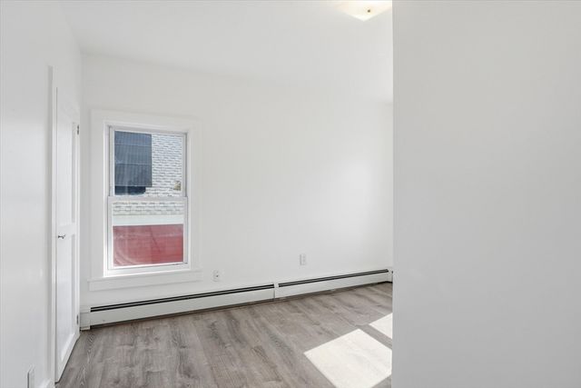 69 Harrison St, Haverhill, MA 01830