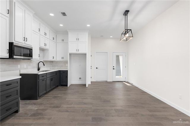 703 W 25th Street, Mission, TX 78572